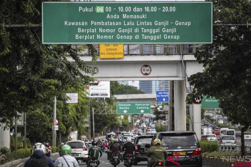 Omicron Melonjak, Kendaraan Tenaga Medis Dipastikan Bebas dari Ganjil Genap di Jakarta