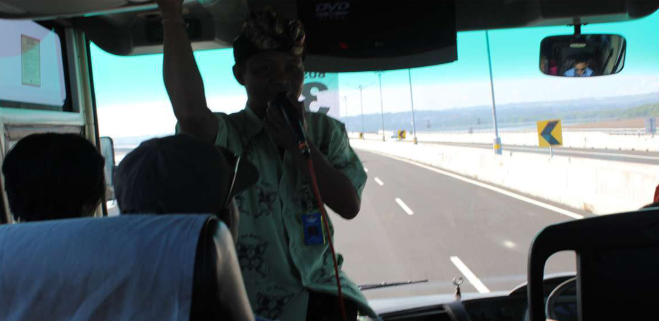 Penghasilan Tambahan Menjadi Tour Guide